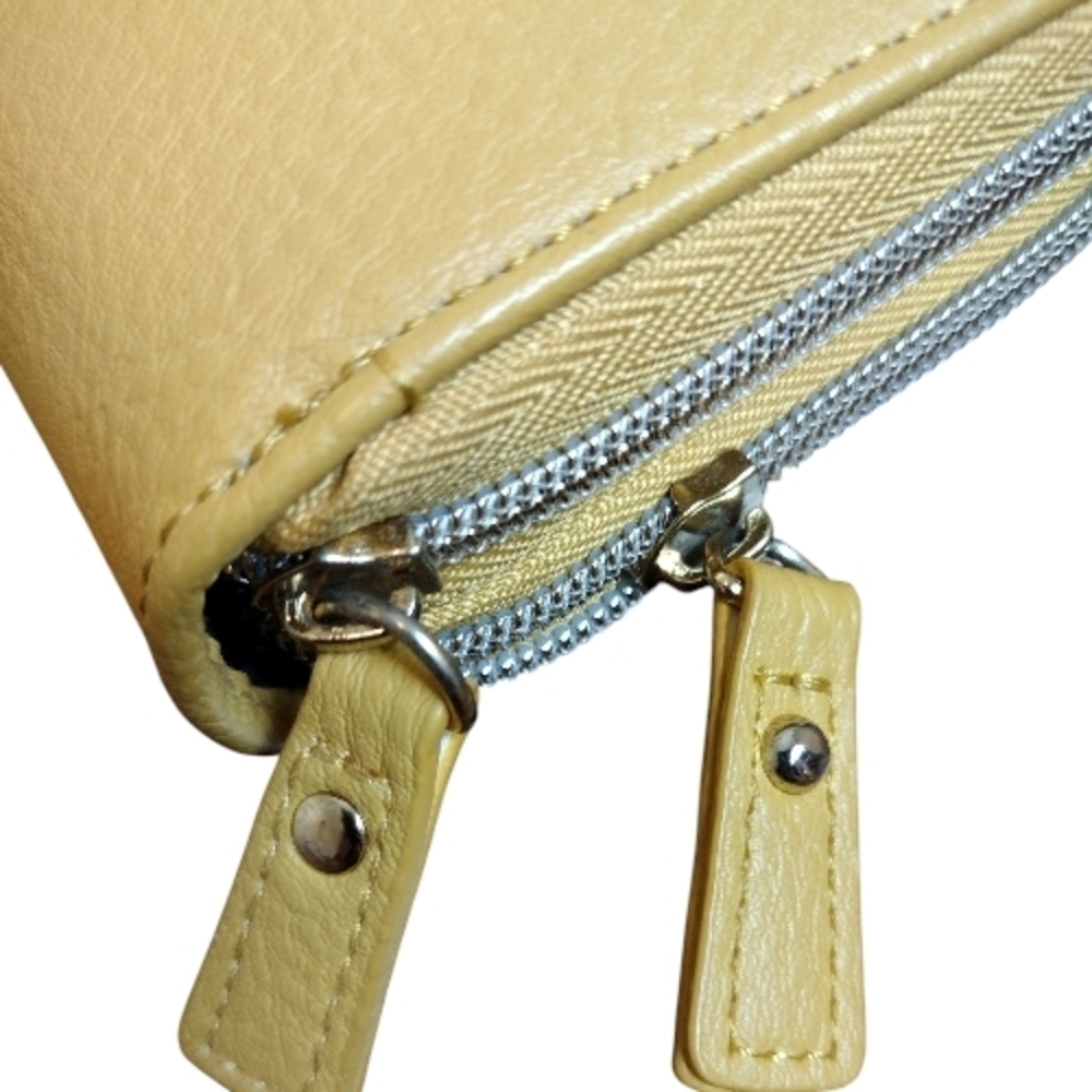 Steve Madden Mustard Yellow Leather Wristlet Wallet - Picture 4 of 13